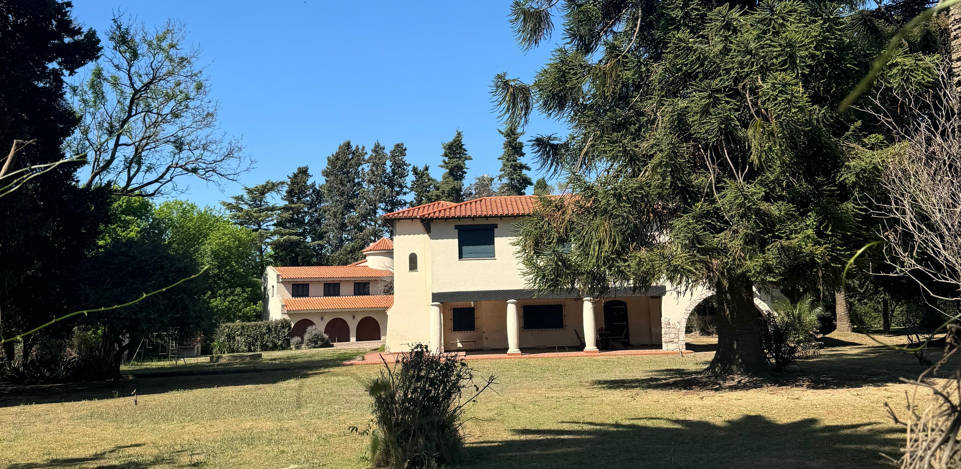 Se construyó hace casi 100 años y es una de las casas más icónicas de Funes